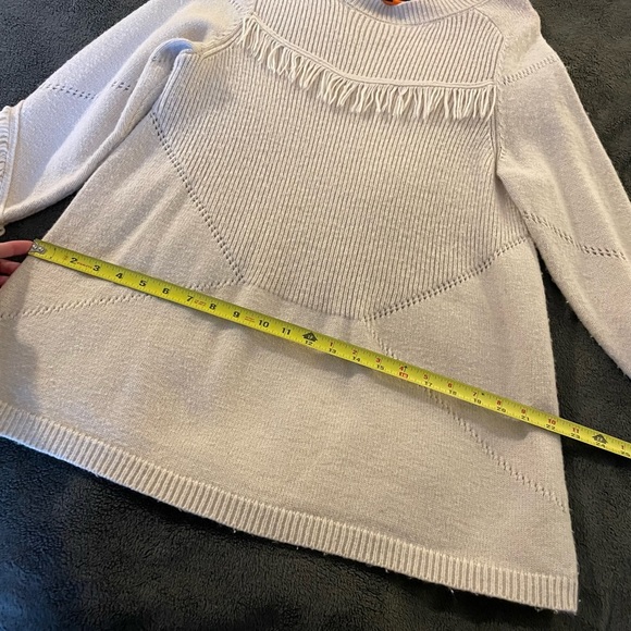 Fringe sweater - Picture 11 of 13